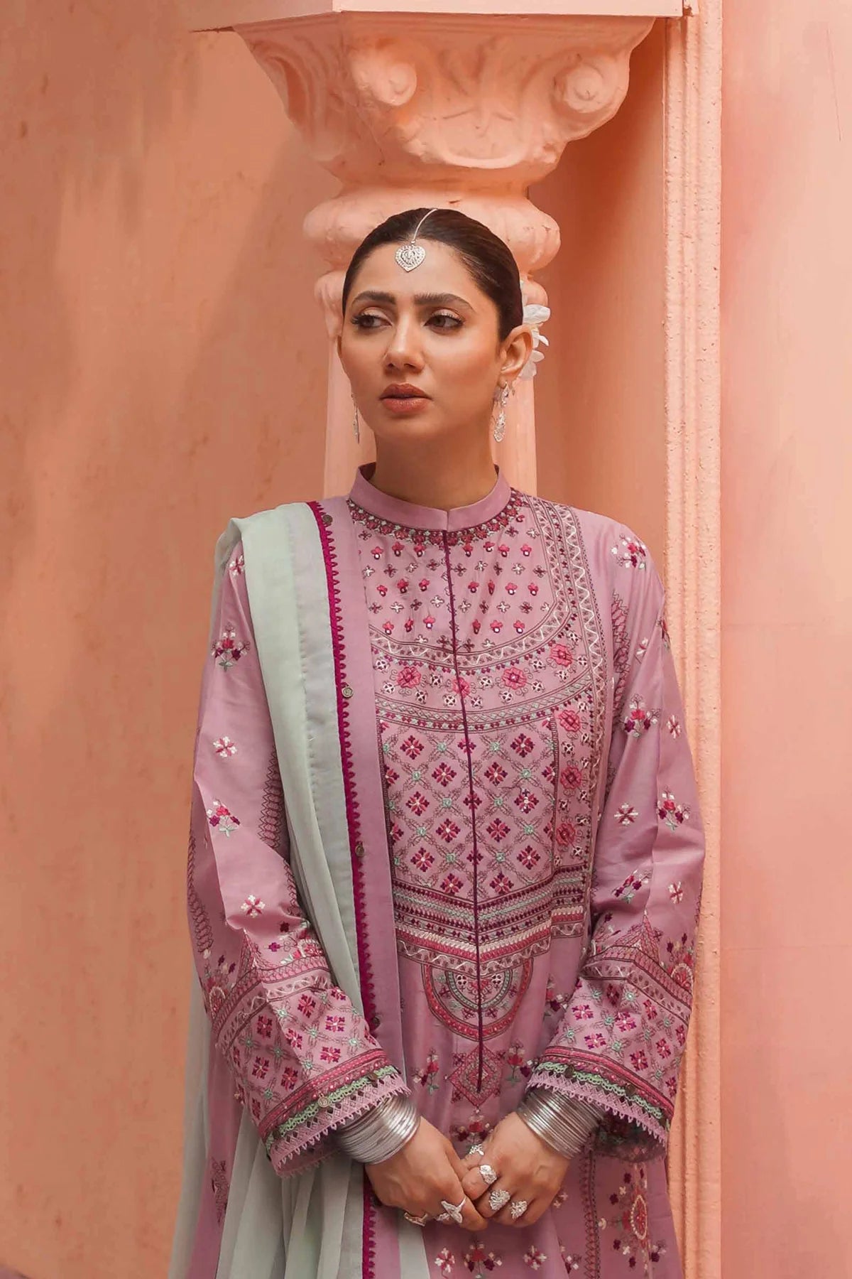 Lilac Embroidered Suit