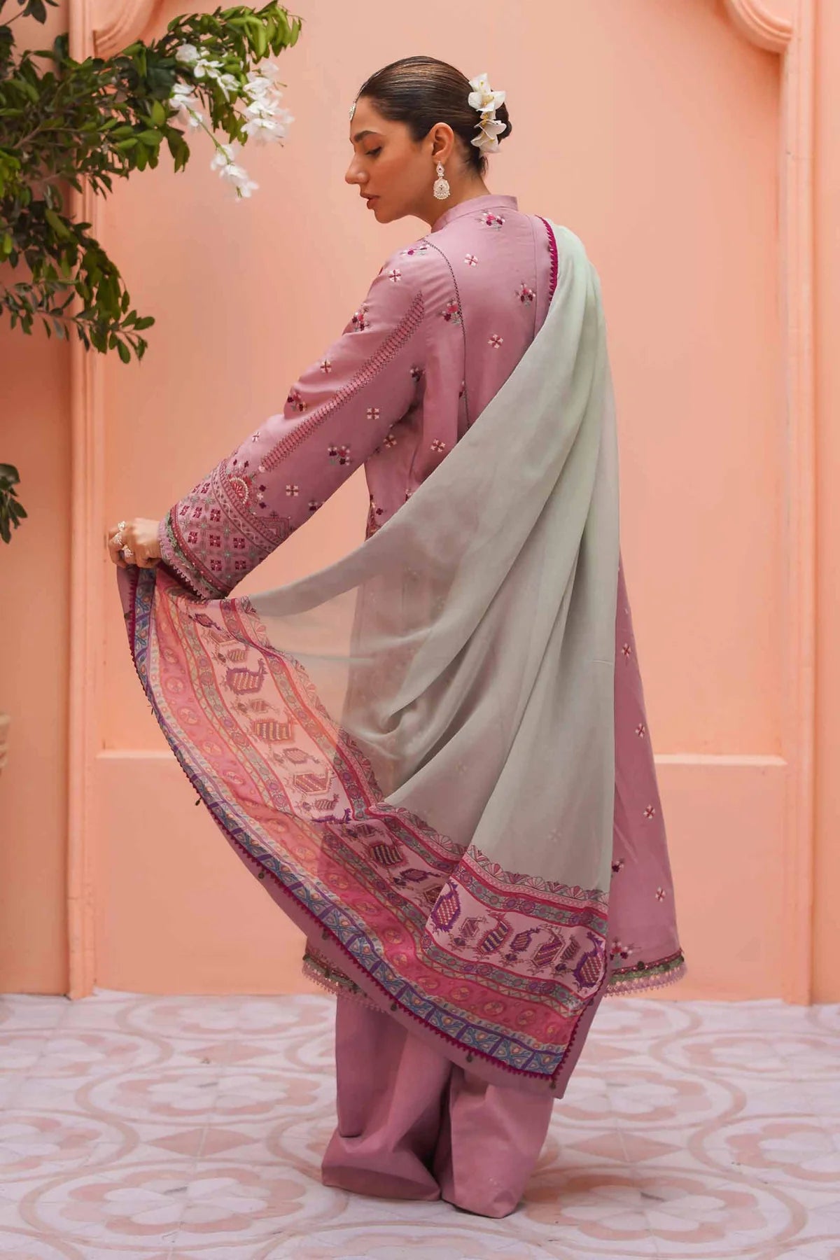 Lilac Embroidered Suit